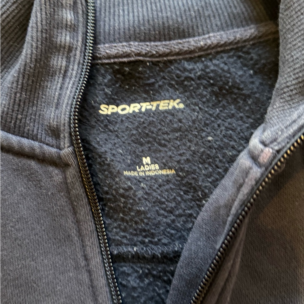 Fleece - Picture 2 of 2